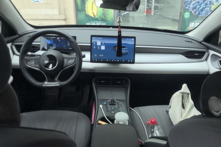 Used BYD Seal 05 DM-i 2025 DM-i Intelligent Drive 120KM Flagship Model Center Console