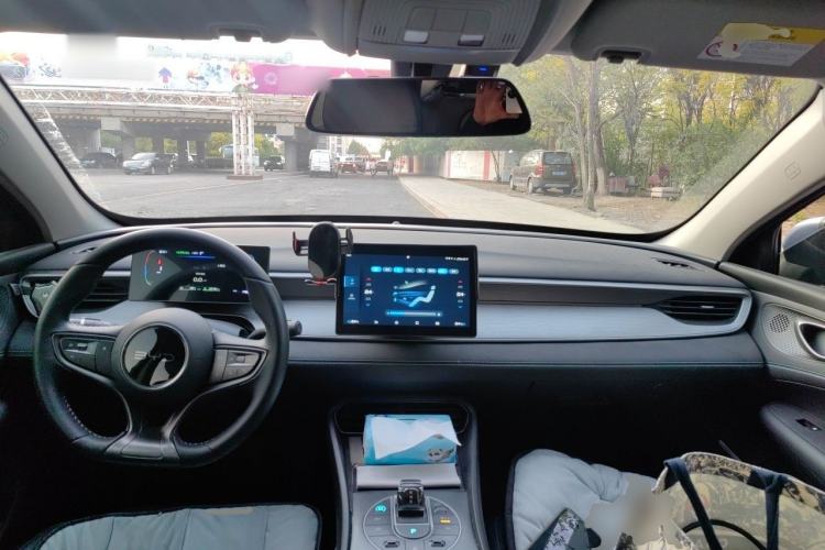 Used BYD Seal 05 DM-i 2025 DM-i Smart Drive 55KM Luxury Model Center Console
