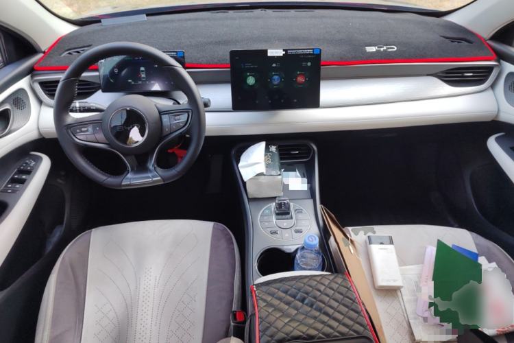Used BYD Seal 05 DM-i 2025 DM-i Smart Drive 55KM Luxury Model Center Console