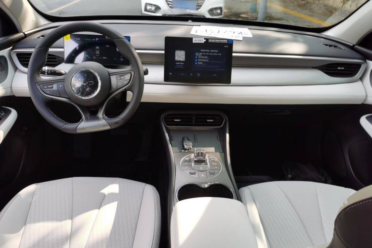 Used BYD Seal 05 DM-i 2025 DM-i Smart Drive 55KM Luxury Model Center Console