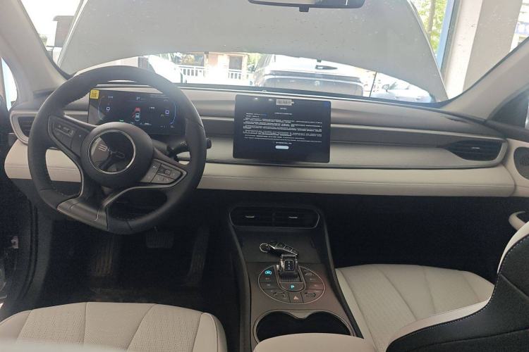 Used BYD Seal 05 DM-i 2025 DM-i Smart Drive 55KM Luxury Model Center Console