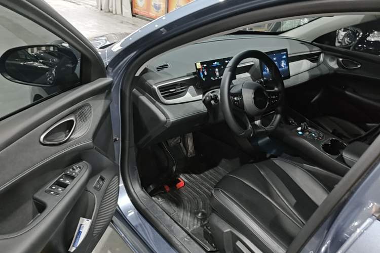 Used BYD Seal 05 DM-i 2025 DM-i Smart Drive 55KM Luxury Model Driver Seat