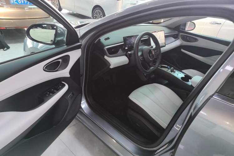 Used BYD Seal 05 DM-i 2025 DM-i Intelligent Drive 120KM Flagship Model Driver Seat