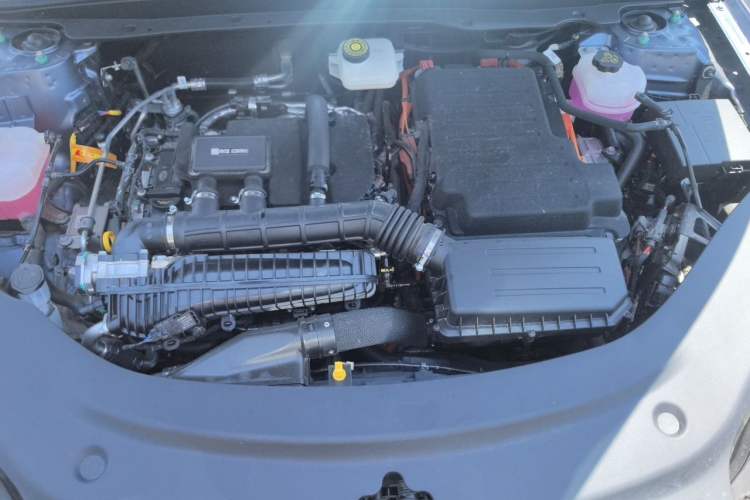 Used BYD Seal 05 DM-i 2025 DM-i Intelligent Drive 120KM Flagship Model Engine Bay