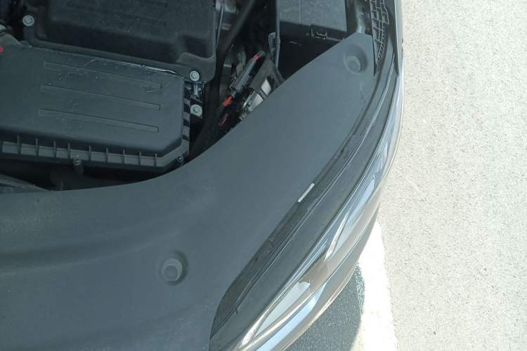 Used BYD Seal 05 DM-i 2025 DM-i Smart Drive 55KM Luxury Model Engine Bay Left