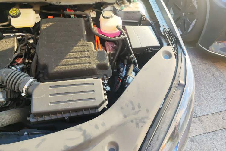Used BYD Seal 05 DM-i 2025 DM-i Smart Drive 55KM Luxury Model Engine Bay Left