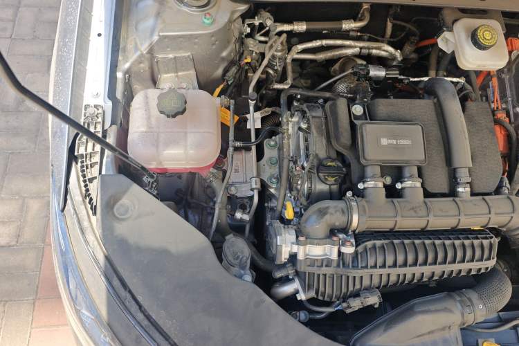 Used BYD Seal 05 DM-i 2025 DM-i Smart Drive 55KM Luxury Model Engine Bay Right