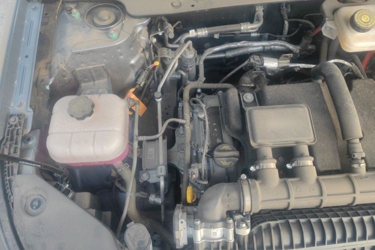 Used BYD Seal 05 DM-i 2025 DM-i Smart Drive 55KM Luxury Model Engine Bay Right