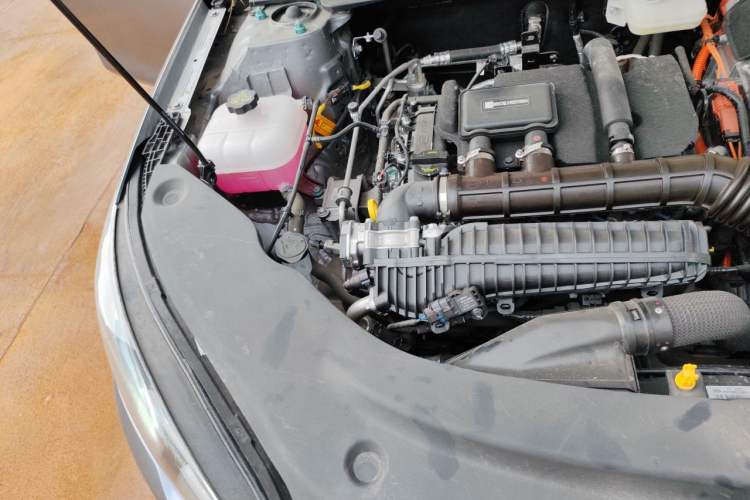 Used BYD Seal 05 DM-i 2025 DM-i Smart Drive 55KM Luxury Model Engine Bay Right