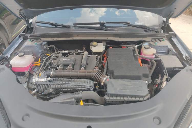 Used BYD Seal 05 DM-i 2025 DM-i Smart Drive 55KM Luxury Model Engine Bay