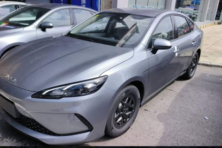 Used BYD Seal 05 DM-i 2025 DM-i Smart Drive 55KM Luxury Model Exterior 1