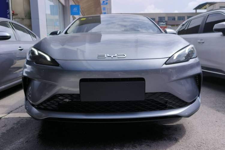 Used BYD Seal 05 DM-i 2025 DM-i Smart Drive 55KM Luxury Model Exterior 2