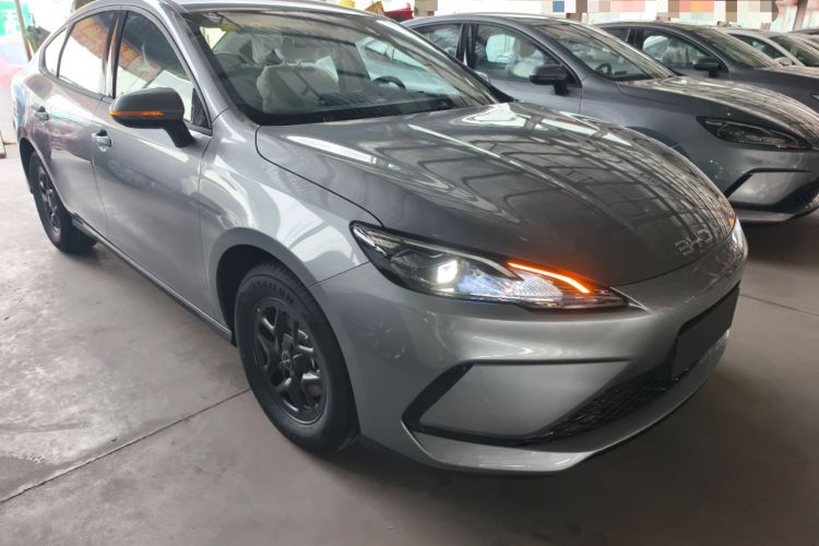 Used BYD Seal 05 DM-i 2025 DM-i Smart Drive 55KM Luxury Model Exterior 2
