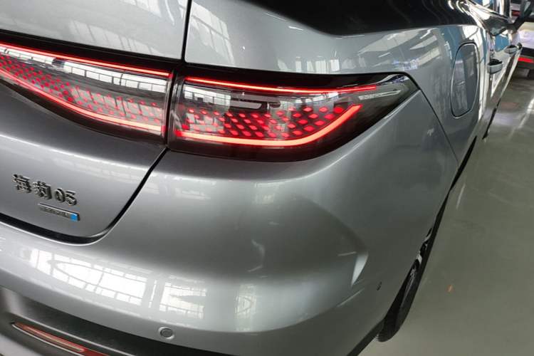 Used BYD Seal 05 DM-i 2025 DM-i Intelligent Drive 120KM Flagship Model Exterior 3