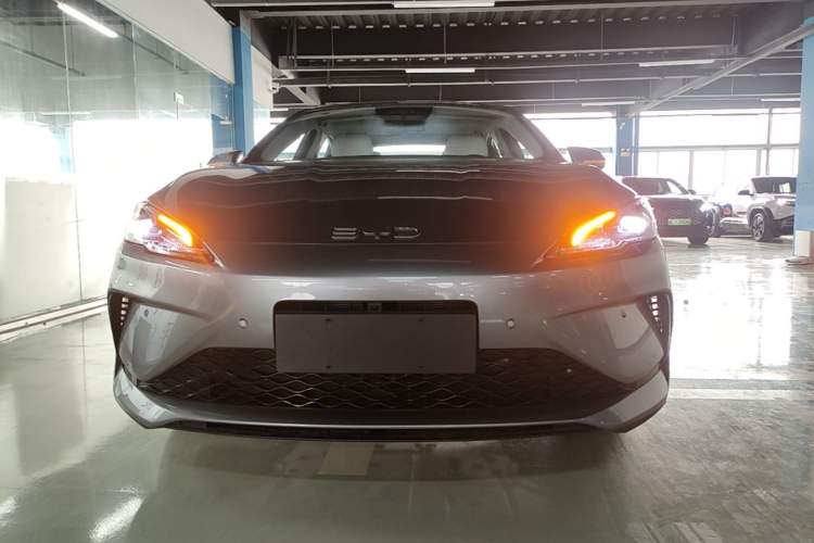 Used BYD Seal 05 DM-i 2025 DM-i Intelligent Drive 120KM Flagship Model Front