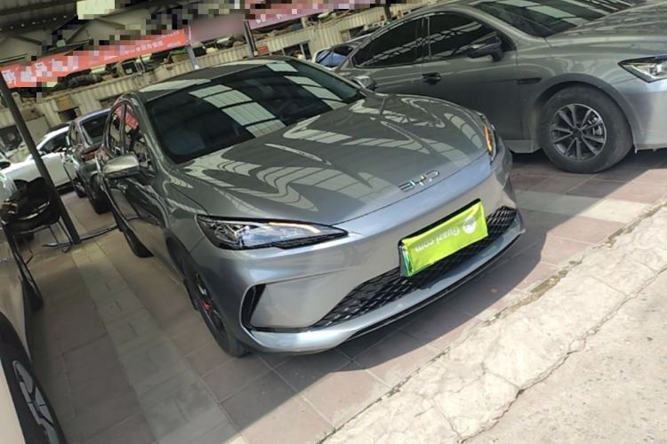 Used BYD Seal 05 DM-i 2025 DM-i Smart Drive 55KM Luxury Model Front Right 45 Deg