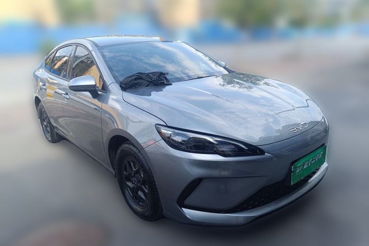 Used BYD Seal 05 DM-i 2025 DM-i Smart Drive 55KM Luxury Model Front Right 45 Deg