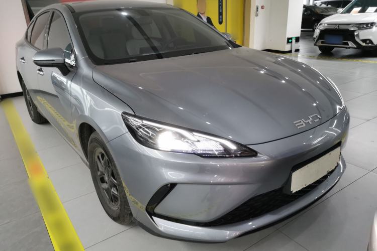 Used BYD Seal 05 DM-i 2025 DM-i Smart Drive 55KM Luxury Model Front Right 45 Deg