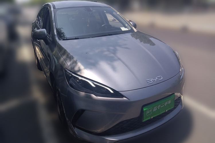 Used BYD Seal 05 DM-i 2025 DM-i Smart Drive 55KM Luxury Model Front Right 45 Deg