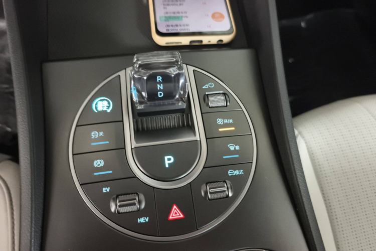 Used BYD Seal 05 DM-i 2025 DM-i Smart Drive 55KM Luxury Model Gear Lever