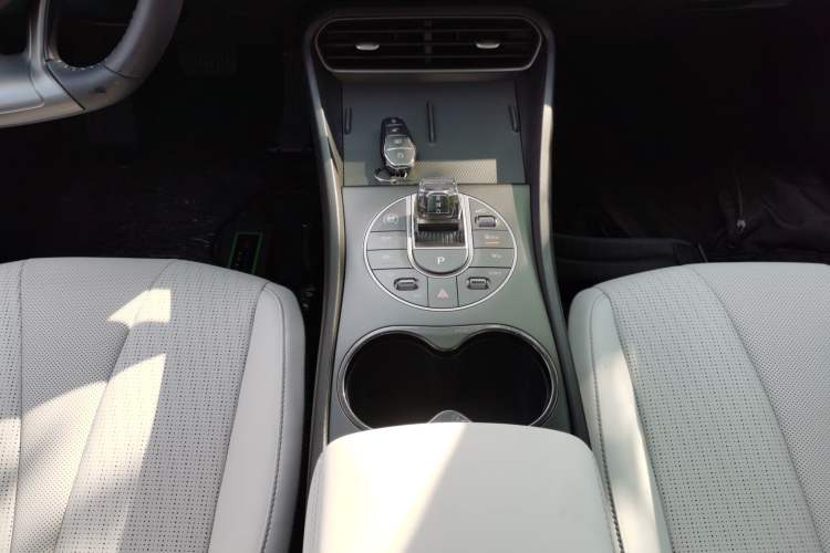 Used BYD Seal 05 DM-i 2025 DM-i Smart Drive 55KM Luxury Model Gear Lever