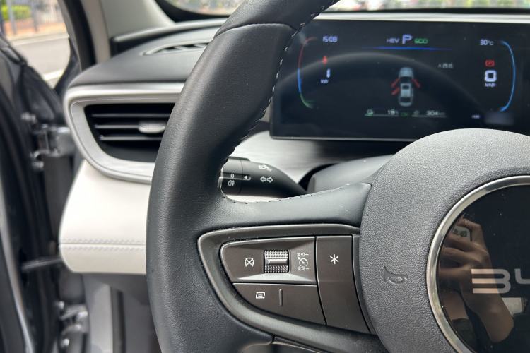 Used BYD Seal 05 DM-i 2025 DM-i Smart Drive 55KM Luxury Model Interior 12