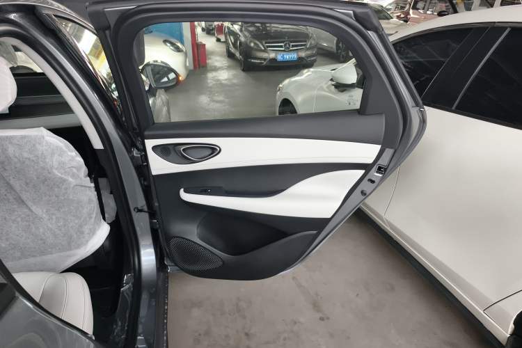 Used BYD Seal 05 DM-i 2025 DM-i Smart Drive 55KM Luxury Model Interior 6