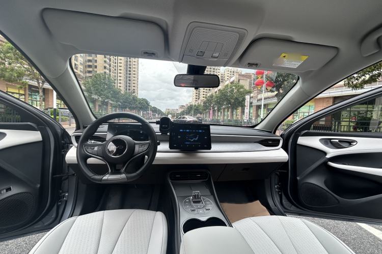 Used BYD Seal 05 DM-i 2025 DM-i Smart Drive 55KM Luxury Model Interior 9