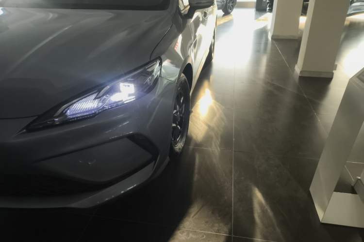 Used BYD Seal 05 DM-i 2025 DM-i Smart Drive 55KM Luxury Model Left Front Headlight