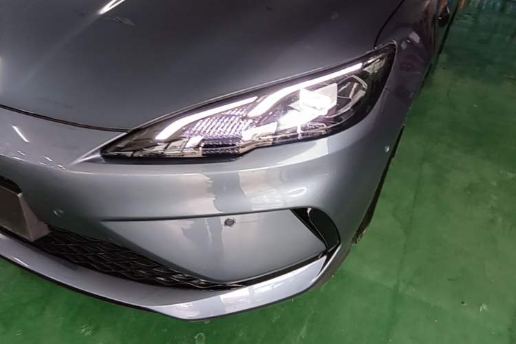 Used BYD Seal 05 DM-i 2025 DM-i Intelligent Drive 120KM Flagship Model Left Front Headlight