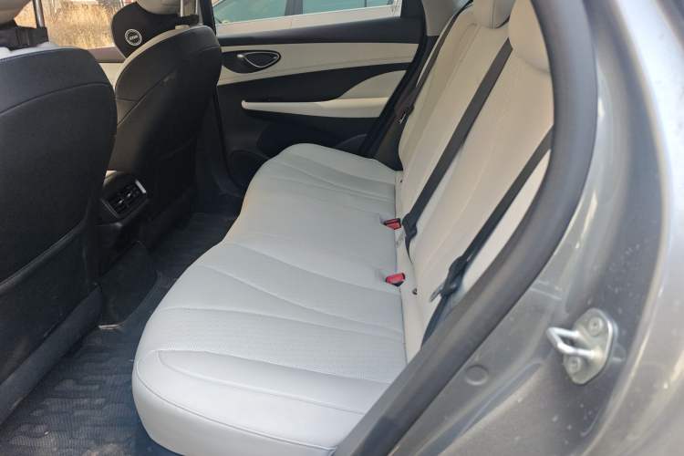 Used BYD Seal 05 DM-i 2025 DM-i Smart Drive 55KM Luxury Model Left Rear Seat