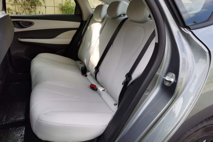 Used BYD Seal 05 DM-i 2025 DM-i Smart Drive 55KM Luxury Model Left Rear Seat