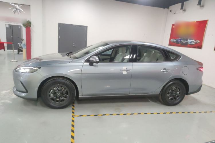 Used BYD Seal 05 DM-i 2025 DM-i Smart Drive 55KM Luxury Model Left Side