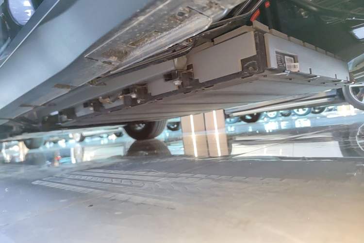 Used BYD Seal 05 DM-i 2025 DM-i Intelligent Drive 120KM Flagship Model Left Side Sill