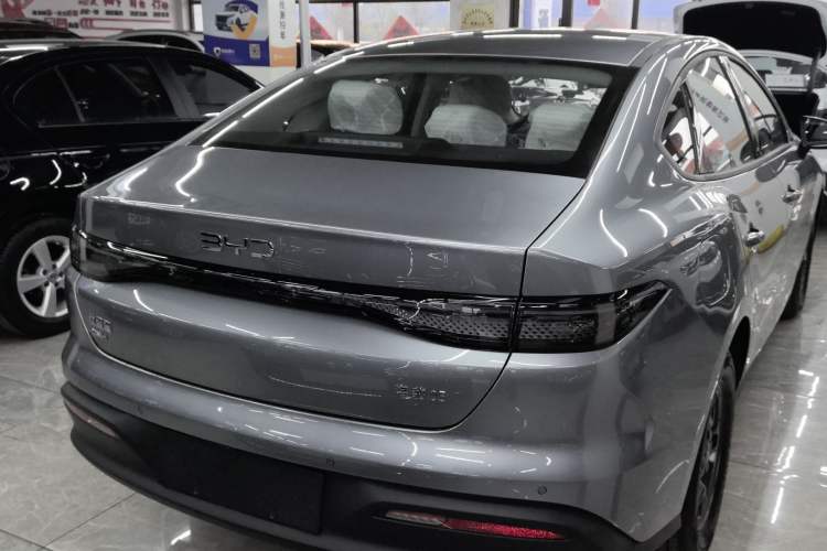 Used BYD Seal 05 DM-i 2025 DM-i Smart Drive 55KM Luxury Model Rear Right 45 Deg