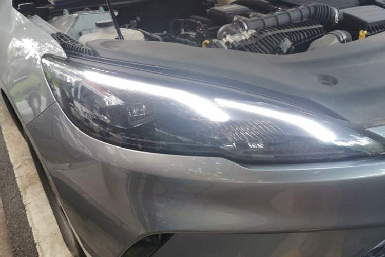 Used BYD Seal 05 DM-i 2025 DM-i Smart Drive 55KM Luxury Model Right Front Headlight