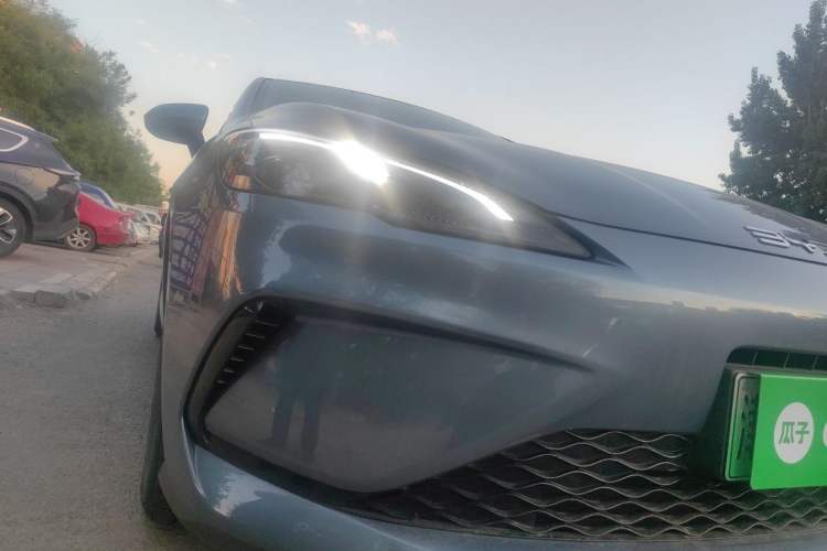 Used BYD Seal 05 DM-i 2025 DM-i Smart Drive 55KM Luxury Model Right Front Headlight