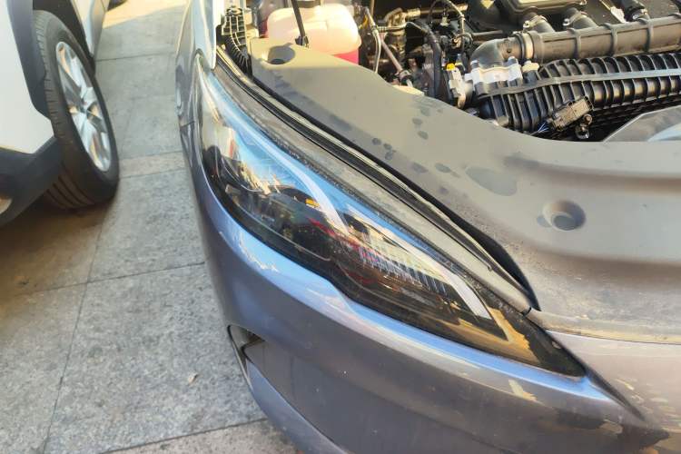 Used BYD Seal 05 DM-i 2025 DM-i Smart Drive 55KM Luxury Model Right Front Headlight