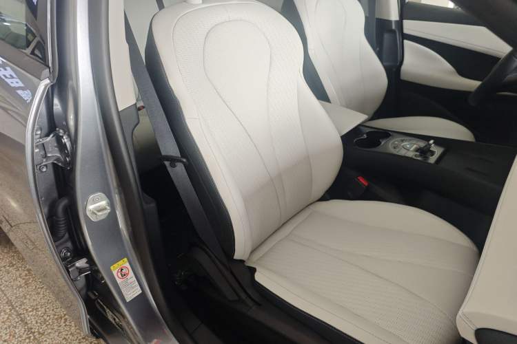 Used BYD Seal 05 DM-i 2025 DM-i Smart Drive 55KM Luxury Model Right Front Seat