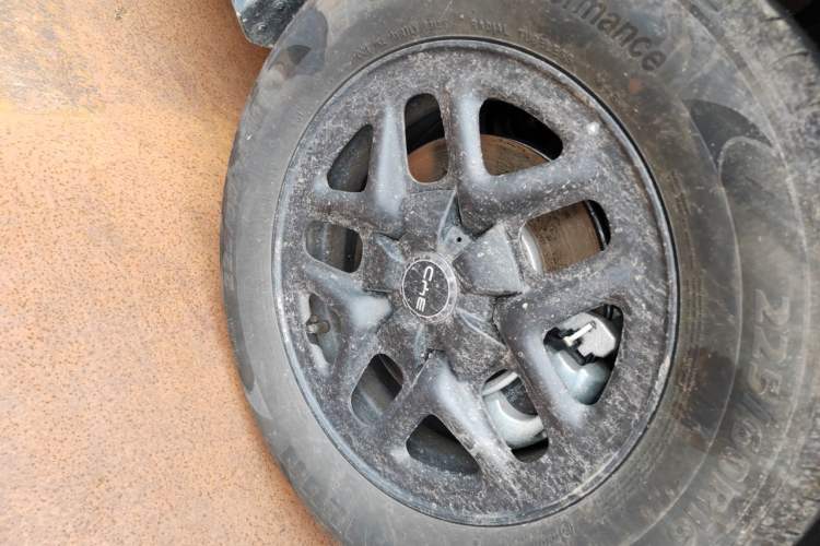 Used BYD Seal 05 DM-i 2025 DM-i Smart Drive 55KM Luxury Model Right Front Wheel Hub