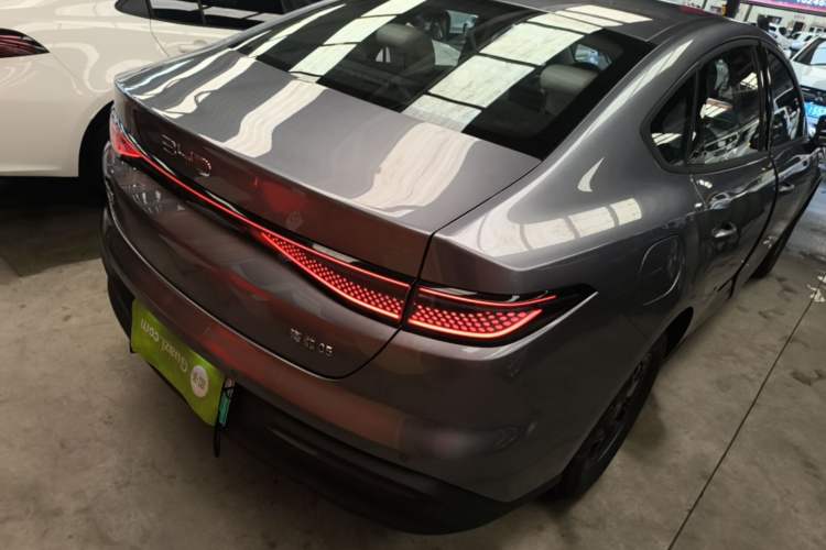 Used BYD Seal 05 DM-i 2025 DM-i Smart Drive 55KM Luxury Model Right Rear Taillight