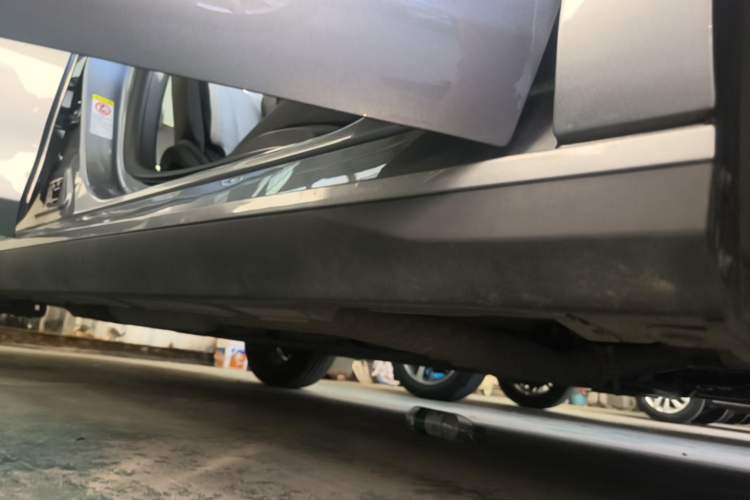 Used BYD Seal 05 DM-i 2025 DM-i Smart Drive 55KM Luxury Model Right Side Sill
