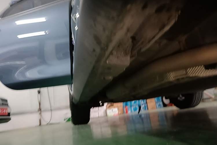Used BYD Seal 05 DM-i 2025 DM-i Intelligent Drive 120KM Flagship Model Right Side Sill