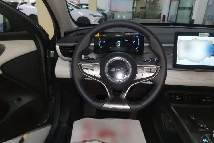 Used BYD Seal 05 DM-i 2025 DM-i Smart Drive 55KM Luxury Model Steering Wheel