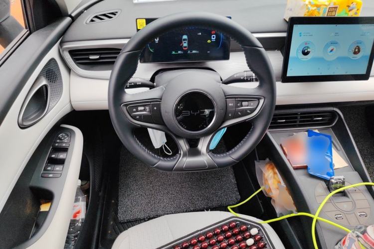 Used BYD Seal 05 DM-i 2025 DM-i Smart Drive 55KM Luxury Model Steering Wheel