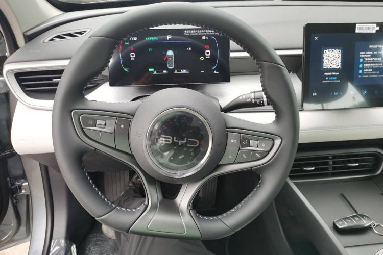 Used BYD Seal 05 DM-i 2025 DM-i Smart Drive 55KM Luxury Model Steering Wheel