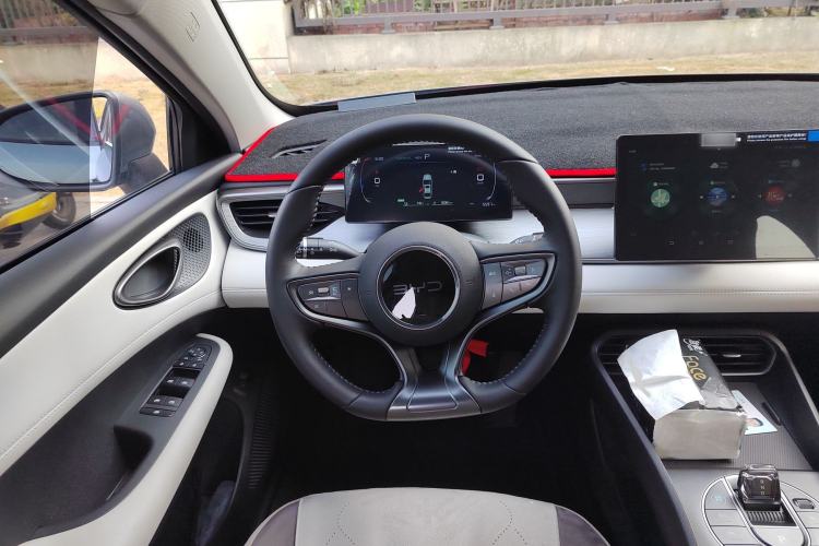 Used BYD Seal 05 DM-i 2025 DM-i Smart Drive 55KM Luxury Model Steering Wheel