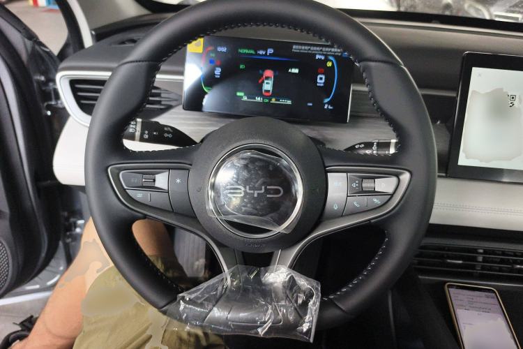 Used BYD Seal 05 DM-i 2025 DM-i Smart Drive 55KM Luxury Model Steering Wheel