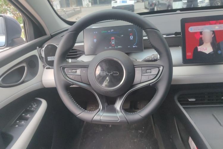 Used BYD Seal 05 DM-i 2025 DM-i Smart Drive 55KM Luxury Model Steering Wheel