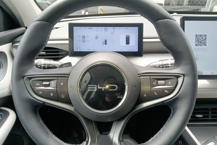 Used BYD Seal 05 DM-i 2025 DM-i Intelligent Drive 120KM Flagship Model Steering Wheel